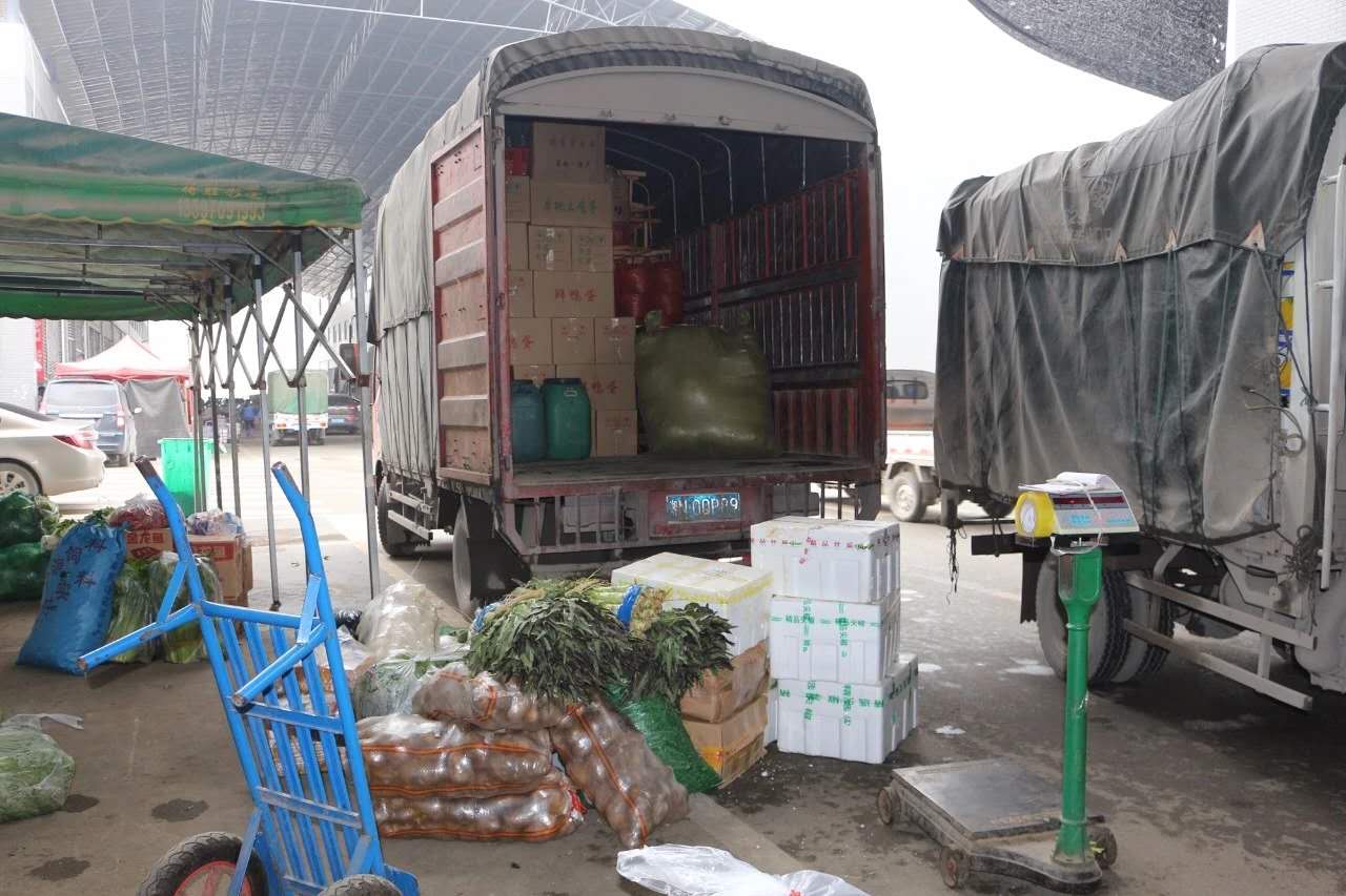 貴州銀田農(nóng)產(chǎn)品物流園備足貨源喜慶中秋